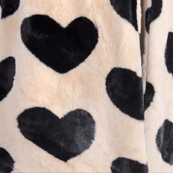 NOW IN!!!  Marseille Pari Black Hearts Faux Fur Lux Driving Midi Coat In Honey - Picture 5 of 9